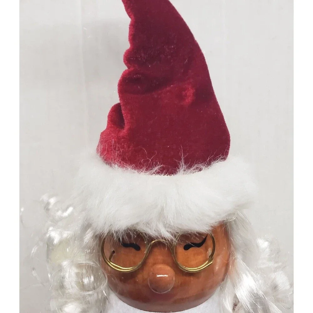 Wooden Christmas Nutcracker,14